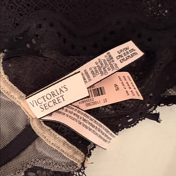 $44.50 NEW Victorias Secret Bralette Small Black NWT - Picture 4 of 6